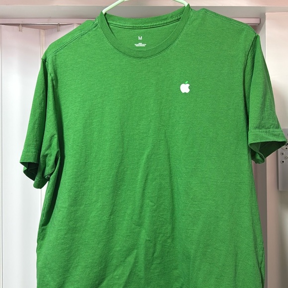 Apple Other - [Apple] EUC Employee Earth Day Shirt